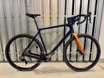 Used Orbea TERRA M31eTEAM 1X 2023 2023 Road & Gravel, Blau — image 1 of 8