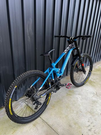 Mondraker SUMMUM CARBON R 2023 2023 Mountainbike usato, Blu — immagine 8 di 8