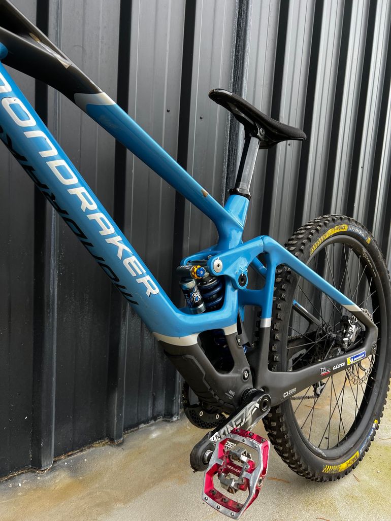 Mondraker SUMMUM CARBON R 2023 2023 Mountainbike usato, Blu — immagine 6 di 8