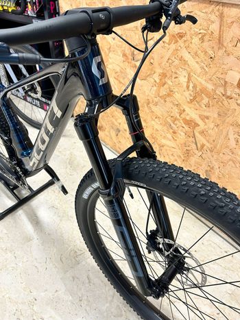 Used Scott Spark RC Team 2025 Mountainbike, Blue — image 7 of 8