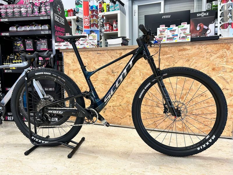 Tweedehands Scott Spark RC Team 2025 MTB