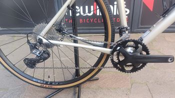 Used Cannondale Topstone 0 2023 2023 Road & Gravel, Light Gray — image 3 of 5