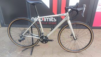 Used Cannondale Topstone 0 2023 2023 Road & Gravel, Light Gray — image 1 of 5