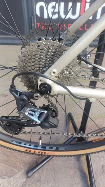 Used Cannondale Topstone 0 2023 2023 Road & Gravel, Light Gray — image 4 of 5