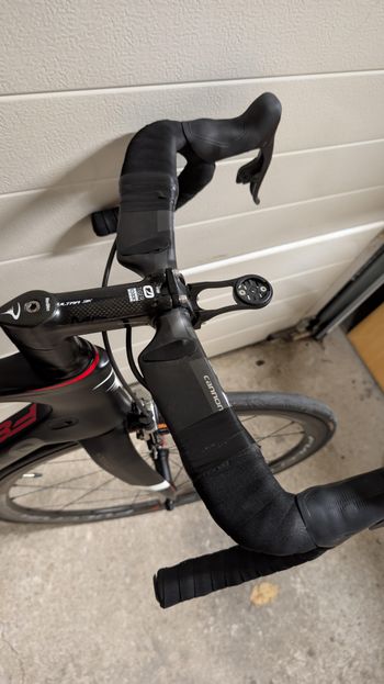 Used Pinarello DOGMA F8 2016 Road & Gravel, Black — image 3 of 5
