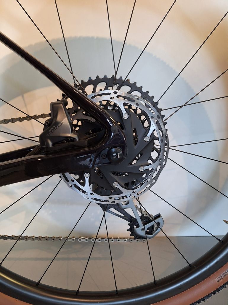 Used Giant Revolt X, Advanced Pro 0 2023 2023 Road & Gravel, Black — image 16 of 19