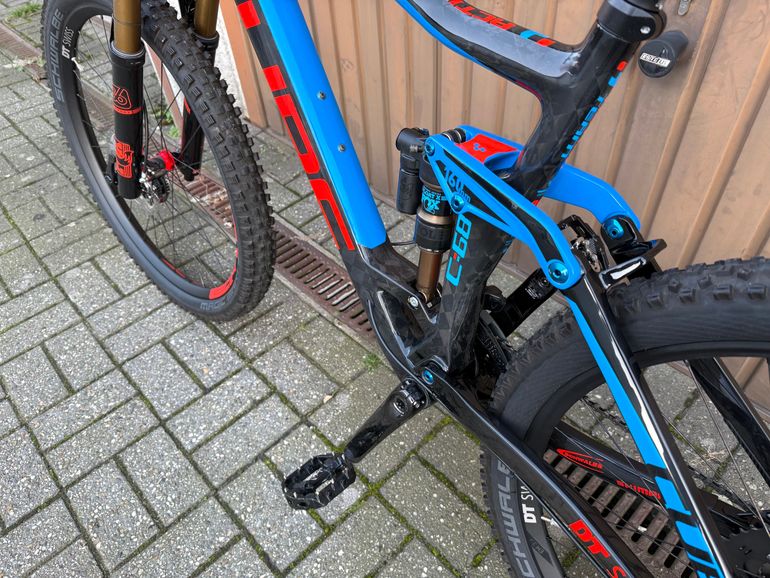 Brugt CUBE STEREO 160 C:68 Action Team 27.5 2017 2017 Mountainbike — billede 4 af 7