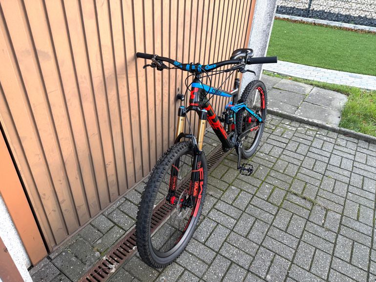 Brugt CUBE STEREO 160 C:68 Action Team 27.5 2017 2017 Mountainbike — billede 3 af 7