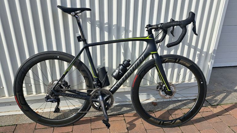 Specialized Tarmac Pro Disc Ultegra Di2 used in 56 cm buycycle