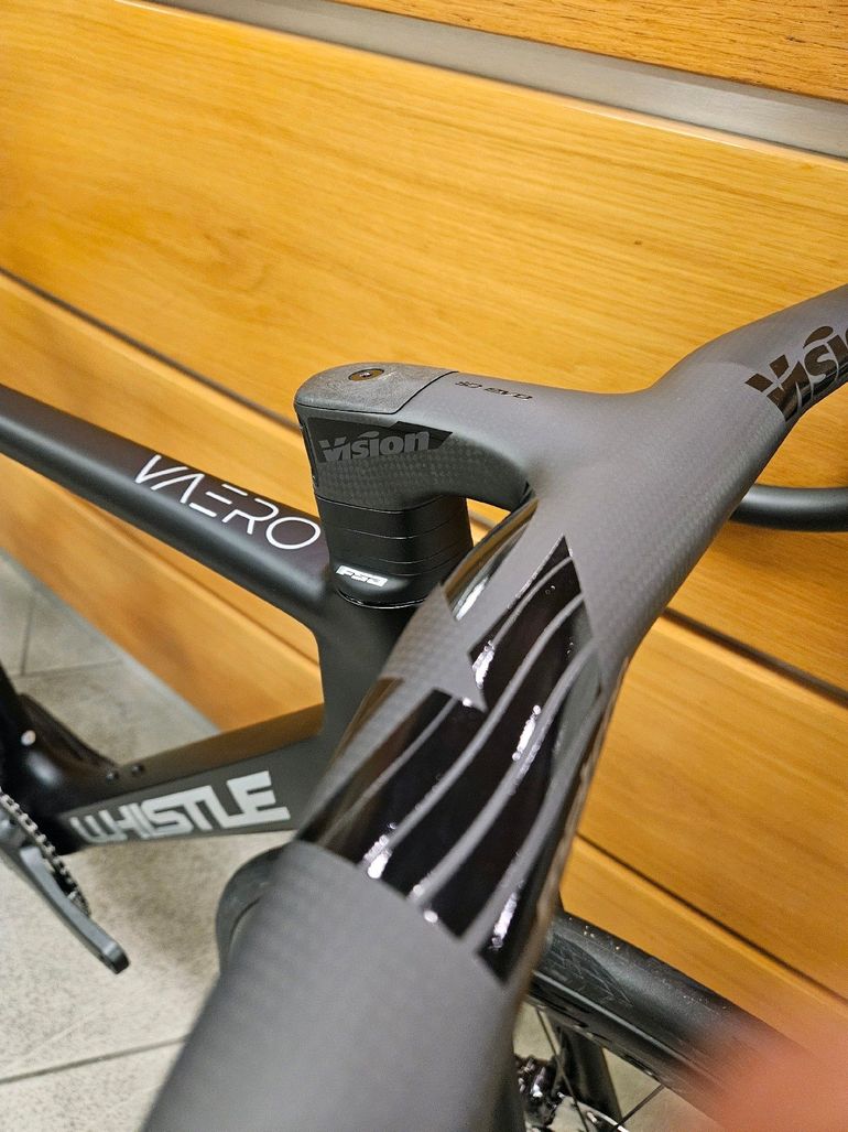 Used Whistle Vaero Ultegra Di2 2025 Road & Gravel, Black — image 4 of 7