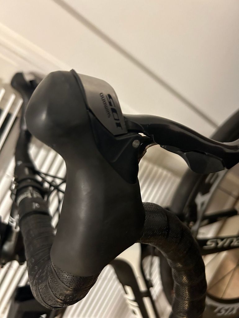 Used Cannondale Synapse carbon 5 2012 Road & Gravel, Black — image 6 of 7