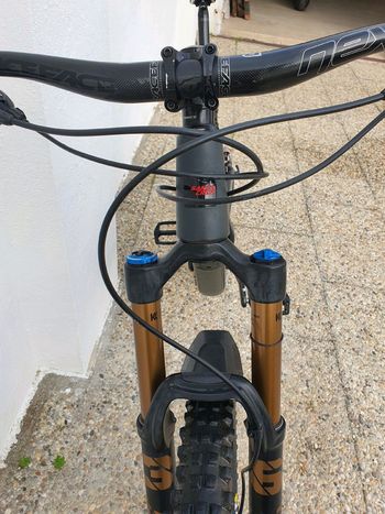 Used Santa Cruz Megatower XTR Reserve / Carbon CC / 29 2020 2020 Mountainbike, Black, 29 — image 2 of 9