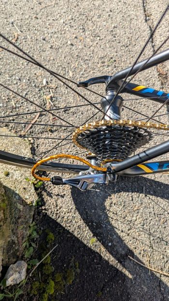 Used Giant TCR Advanced 2 2018 2018 Road & Gravel, Black — image 3 of 5