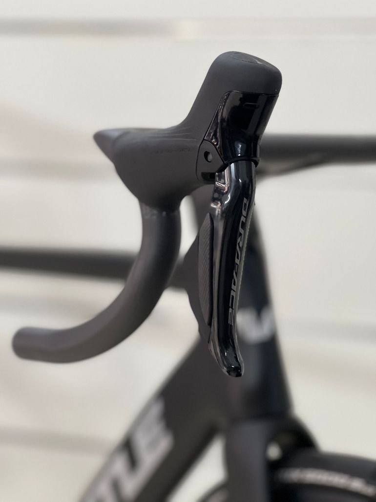 Used Whistle Vaero 2024 Road & Gravel, Black — image 4 of 5
