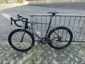 Used Canyon Ultimate CF SL 7 2014 Road & Gravel, Black — image 1 of 4