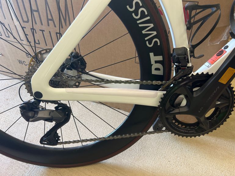 Used Canyon Aeroad CF SLX 8 Disc Di2 2022 2022 Road & Gravel — image 5 of 5
