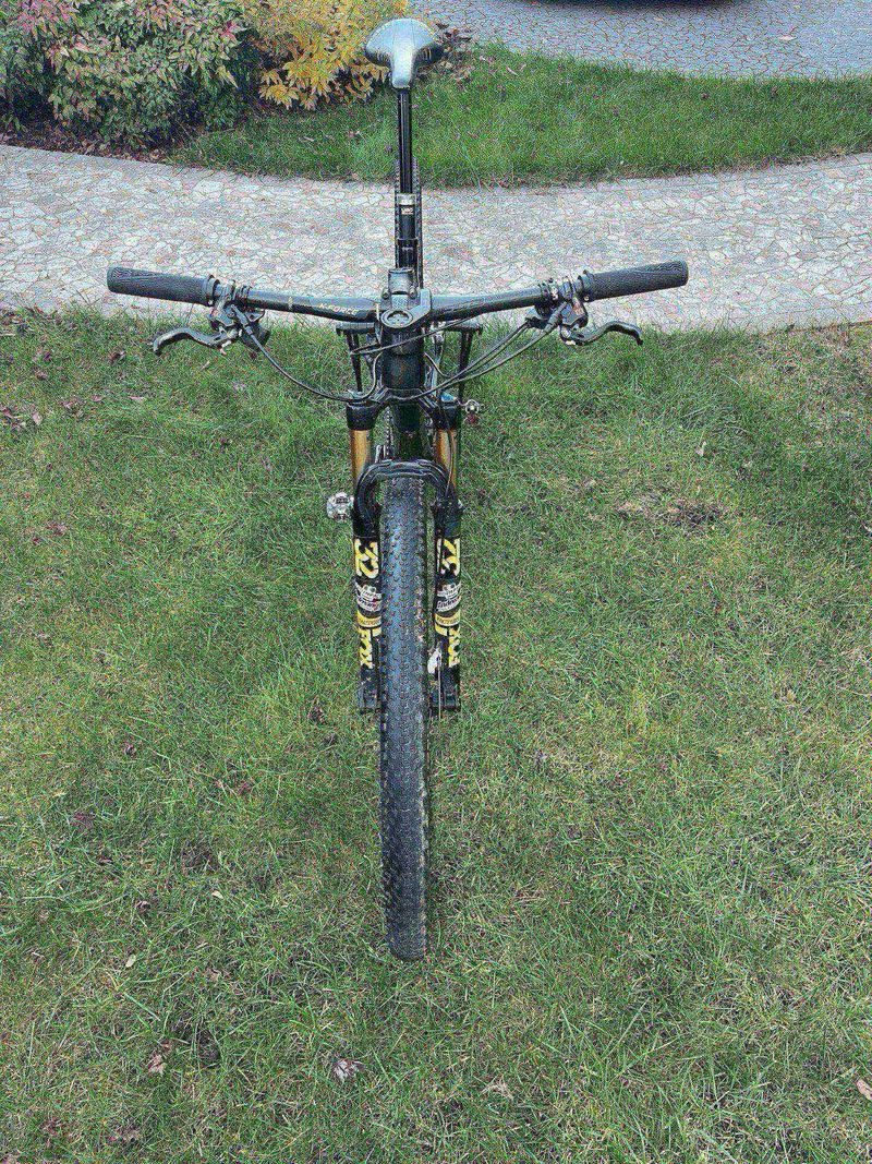 Used Trek Supercaliber 9.8 XT 2023 2023 Mountainbike, Black, 29 — image 3 of 8