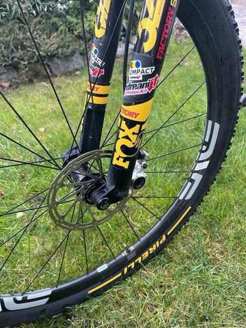 Used Trek Supercaliber 9.8 XT 2023 2023 Mountainbike, Black, 29 — image 4 of 8