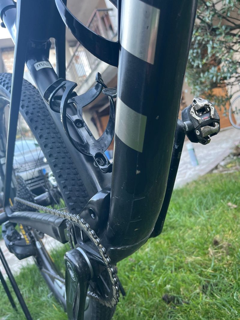 Used Trek Supercaliber 9.8 XT 2023 2023 Mountainbike, Black, 29 — image 6 of 8