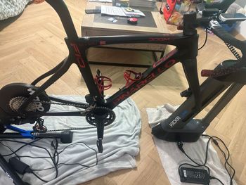 Used Pinarello Dogma F10 Disk Frameset 2023 Road & Gravel, Black — image 3 of 4
