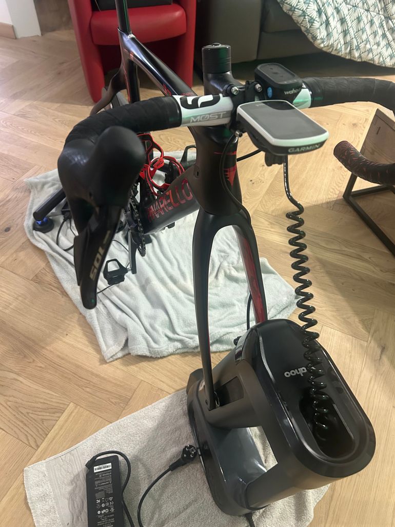Used Pinarello Dogma F10 Disk Frameset 2023 Road & Gravel, Black — image 4 of 4
