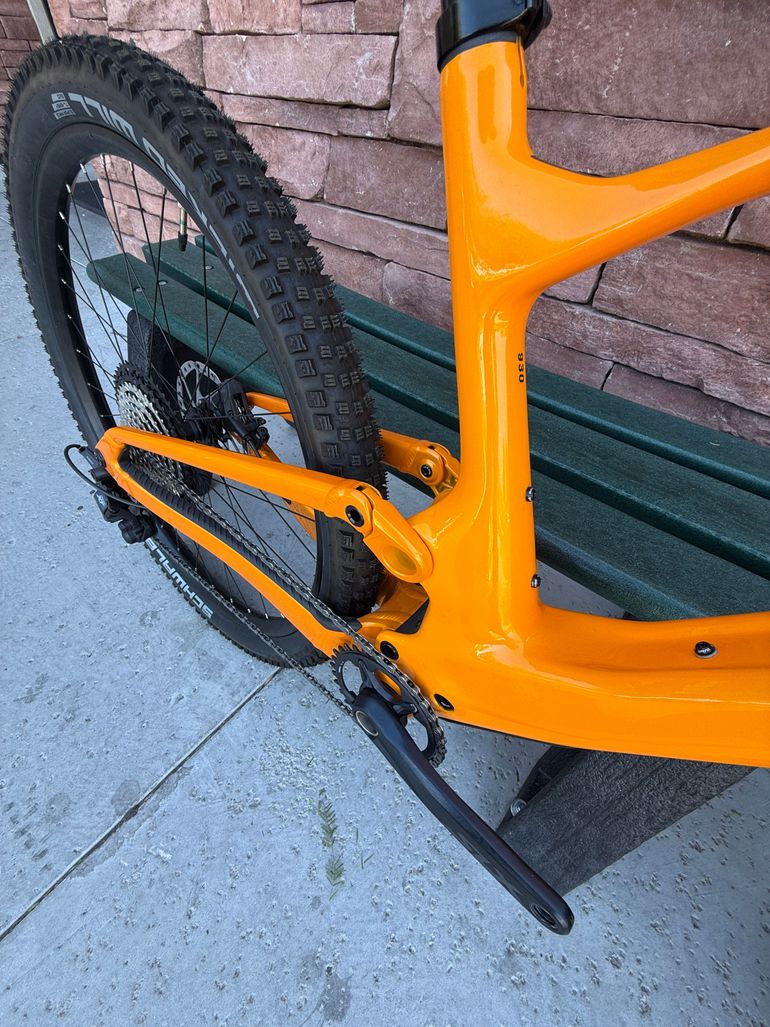 Used Scott Spark 930 2022 2022 Mountainbike, Orange, 29 — image 6 of 8