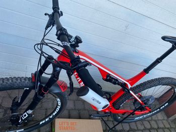 Used Canyon Lux CF SL 8.0 2020 2020 Mountainbike, Red, 29 — image 4 of 11