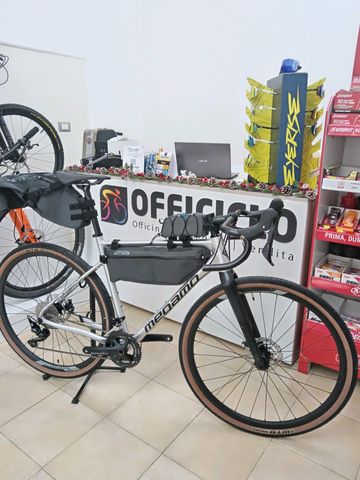 Megamo JAKAR 30 2024 2024 Road & Gravel usato