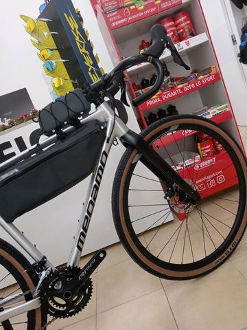Megamo JAKAR 30 2024 2024 Road & Gravel d'occasion — image 3 sur 4