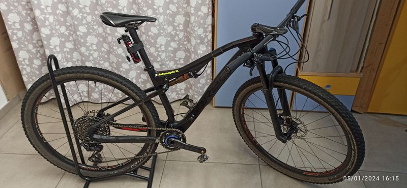 Used Orbea Oiz M20 2019 Mountainbike, Black — image 1 of 4