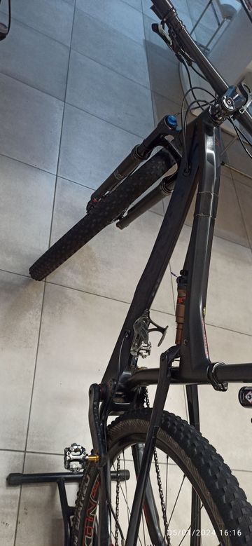 Used Orbea Oiz M20 2019 Mountainbike, Black — image 4 of 4