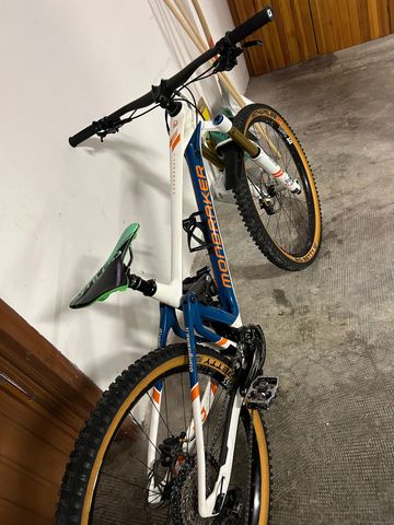 Brugt Mondraker Superfoxy Carbon R 2020 2020 Mountainbike — billede 2 af 12