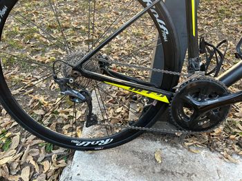 Used Giant Defy Advanced 1 2018 2018 Road & Gravel — image 3 of 5