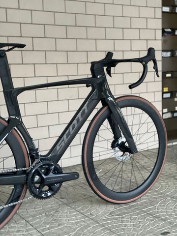 Scott Foil RC 10 2023 2023 Road & Gravel de segunda mano, Negro — imagen 4 de 8