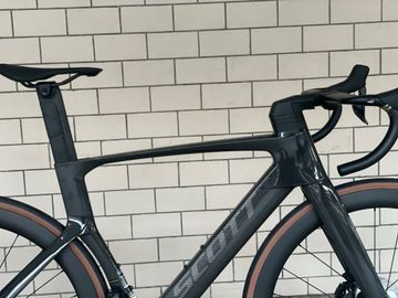 Scott Foil RC 10 2023 2023 Road & Gravel de segunda mano, Negro — imagen 5 de 8