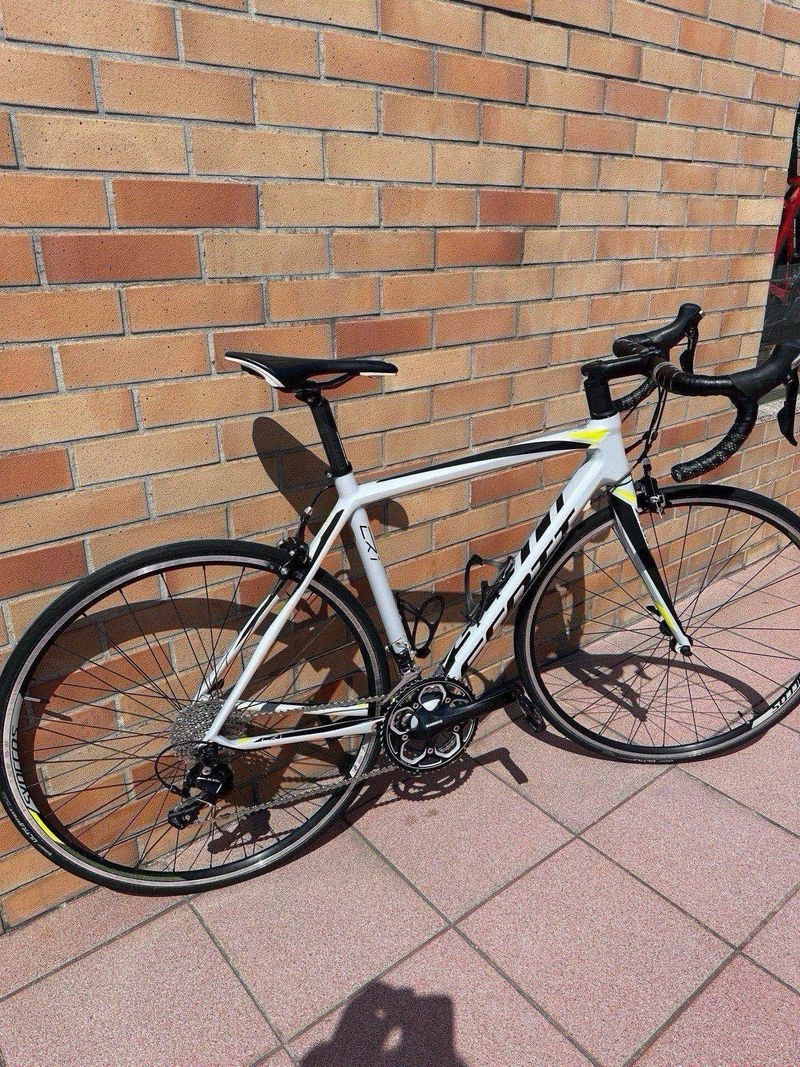 Použité Scott CR1 20 2017 2017 Road & Gravel — obrázek 5 z 7