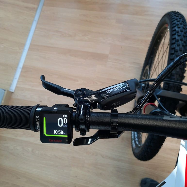 Fantic XMF 1.7 2023 2023 Mountainbike usato, Bianco — immagine 4 di 6