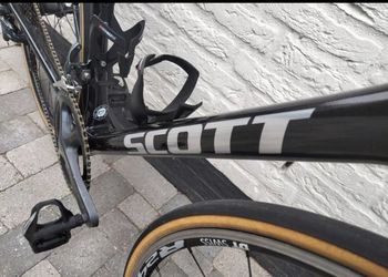 Used Scott SCOTT Addict 20 2017 Road & Gravel, Schwarz — image 7 of 7