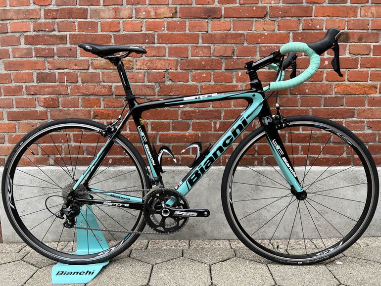 Bianchi sempre pro best sale shimano 105 11v 2019