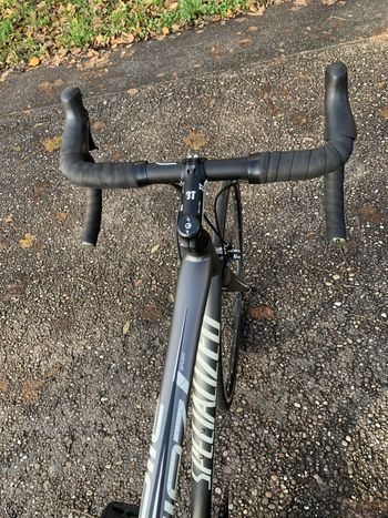 Used Specialized Allez E5 Sport 2017 Road & Gravel — image 2 of 18