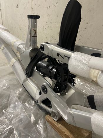 Used Intense M1 Frameset 2024 Mountainbike, Light Gray — image 3 of 6