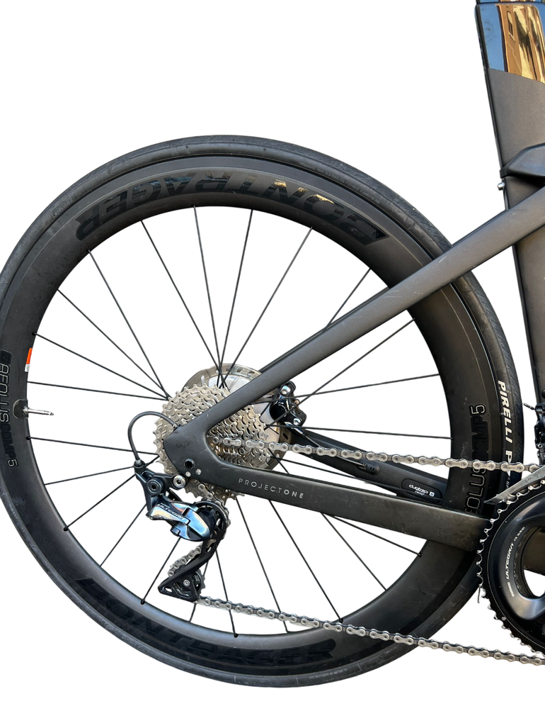 Used Trek Madone SL 6 Gen 6 2023 2023 Road & Gravel, Black — image 3 of 11