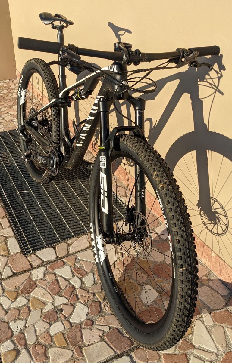Canyon Lux CF 8 2021 2021 Mountainbike d'occasion — image 6 sur 7
