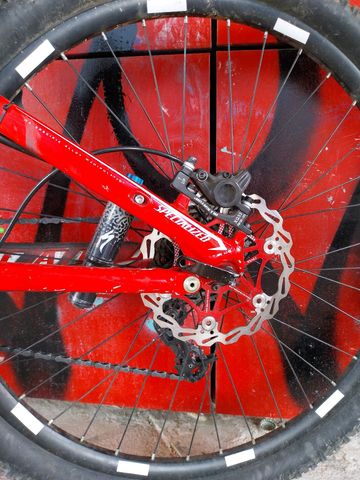 Specialized Epic Expert Carbon EVO R 2011 2011 Mountainbike usato, Rosso — immagine 4 di 4