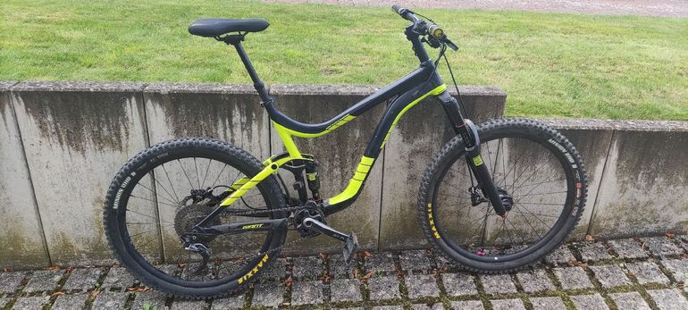 Gebrauchtes Giant Reign 27.5 2 2015 2015 Mountainbike, Schwarz, 27.5 — Bild 8 von 11