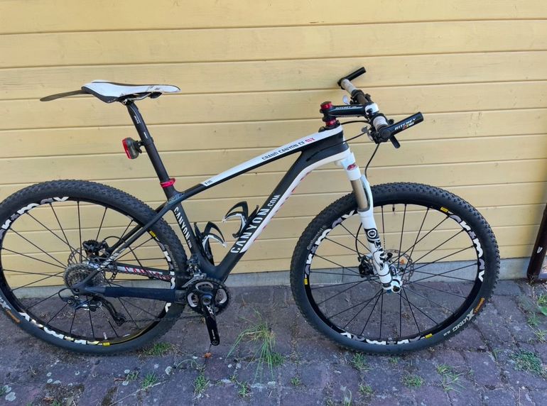 Tweedehands Canyon Grand Canyon CF SLX 2013 Mountainbike — afbeelding 3 van 3