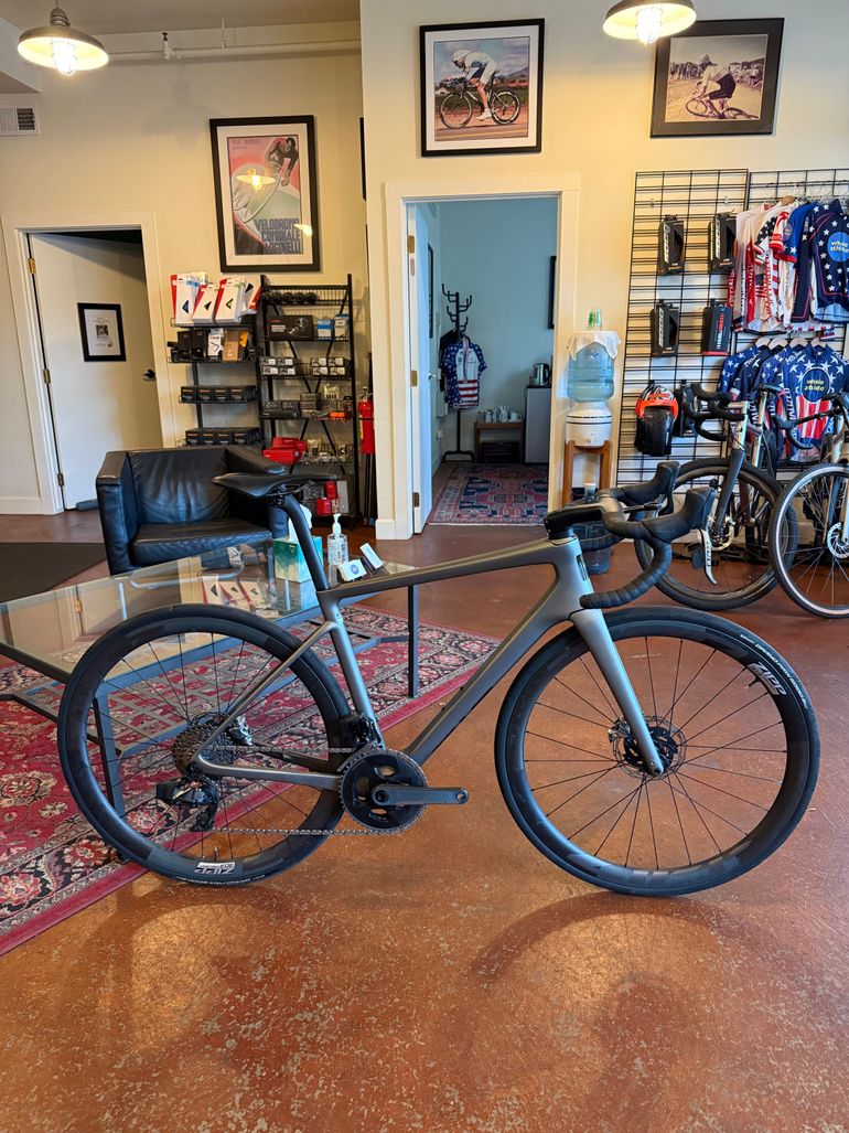 Used Enve Melee 2023 Road & Gravel, Light Gray — image 2 of 13