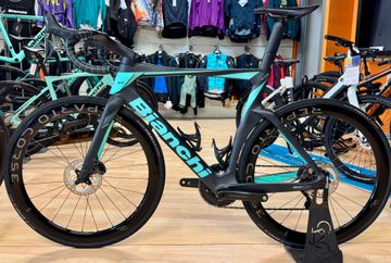 Brugt Bianchi Oltre PRO Ultegra Di2 2023 2023 Road & Gravel — billede 6 af 8