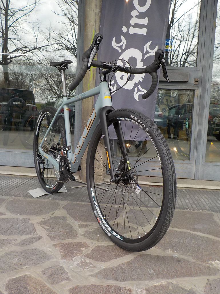 Used KHS GRIT 330 2022 2022 Road & Gravel, Light Gray — image 3 of 10