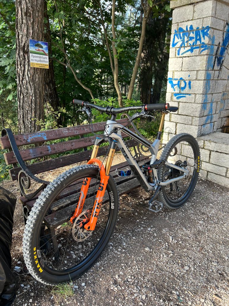 Used Radon SLIDE TRAIL 10.0 HD 2021 2021 Mountainbike, Light Gray — image 2 of 4
